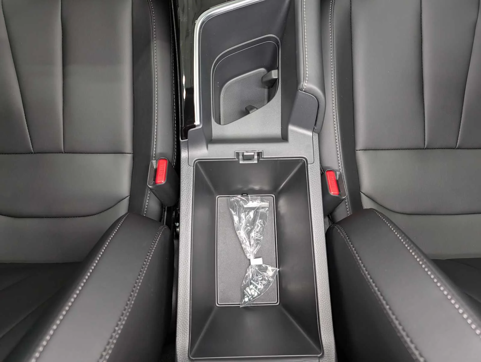 Used 2025 Urban Gray Pearl Acura  image 17