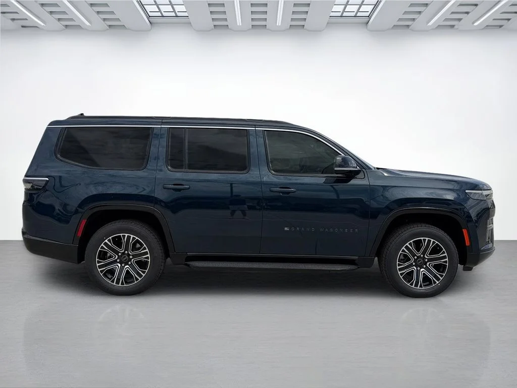 New 2026 Fathom Blue Pearlcoat Jeep  image 4