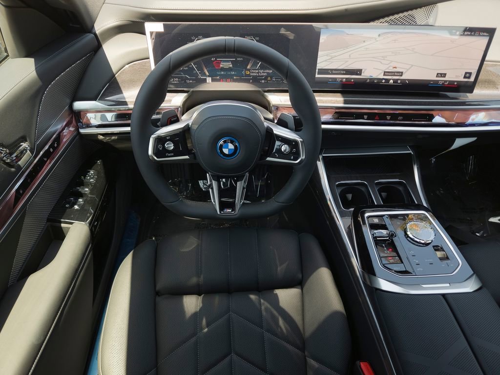New 2026 Mineral White Metallic BMW 750e xDrive image 16