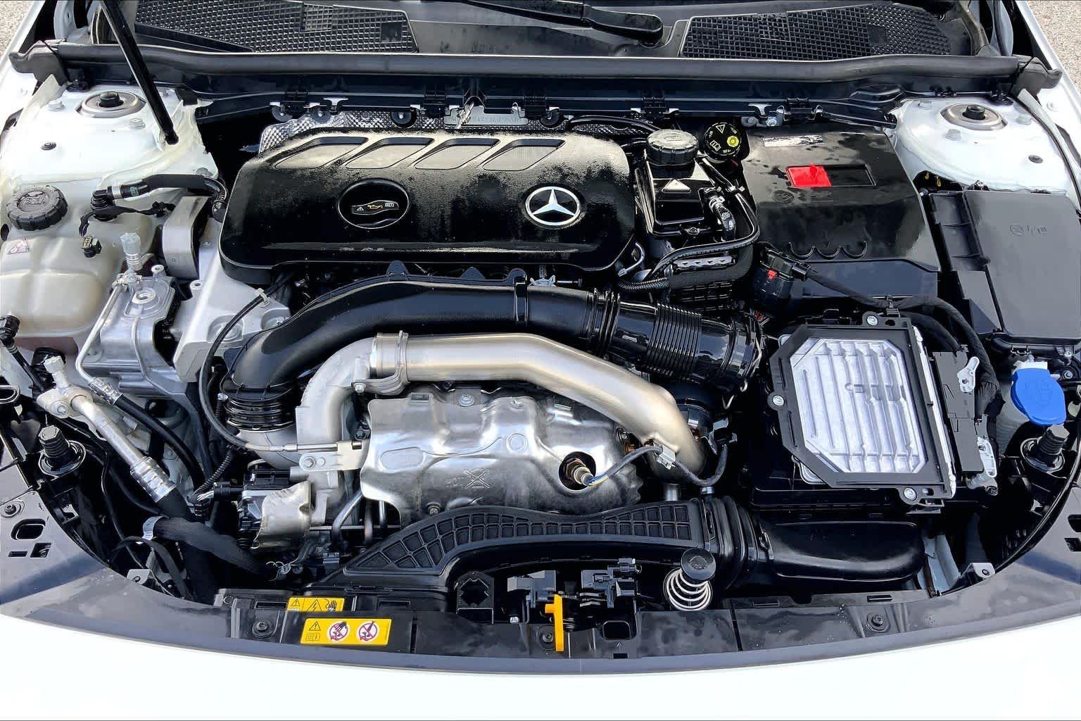 Used 2025 Polar White Mercedes-Benz CLA 250 image 31