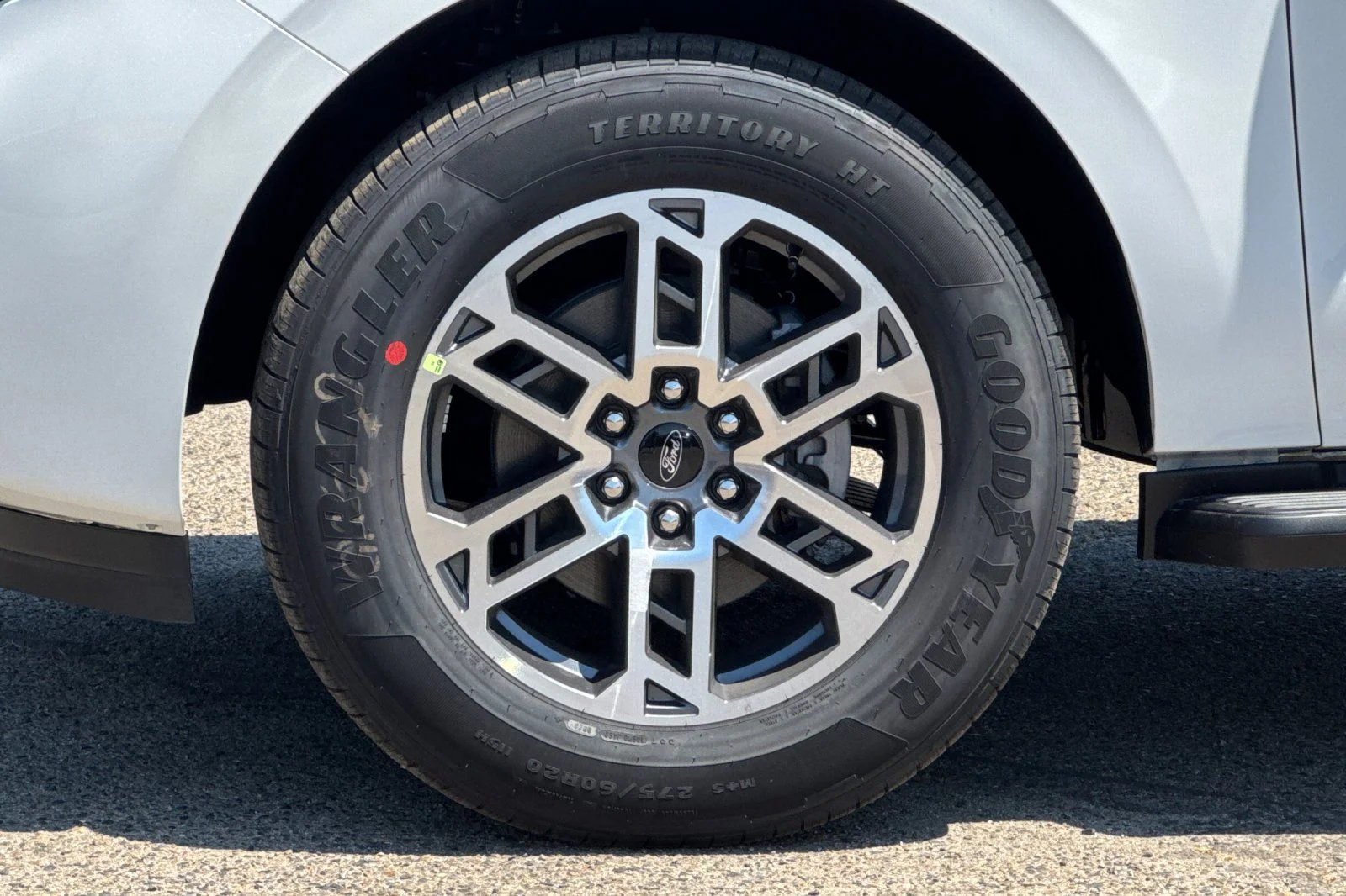 New 2026 Star White Metallic Tri-Coat Ford Active image 31