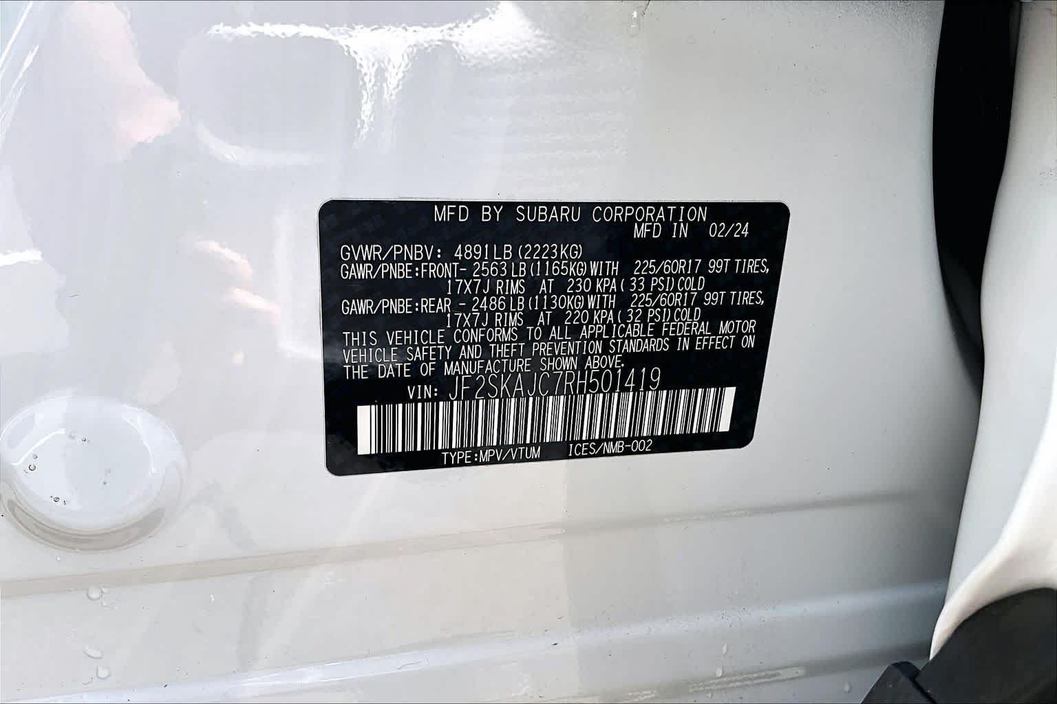 Used 2024 Crystal White Pearl Subaru Wilderness image 34
