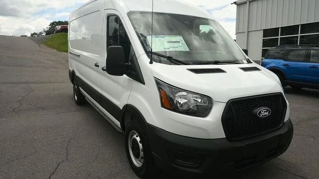 New 2026 Oxford White Ford Cargo Van image 3