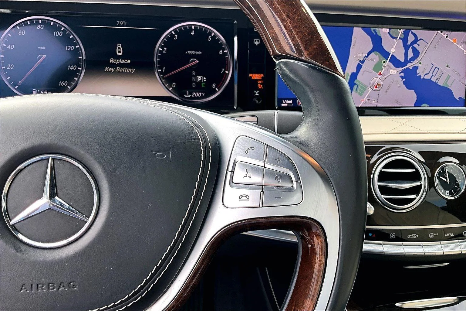 Used 2014 Diamond White Metallic Mercedes-Benz S 550 image 12