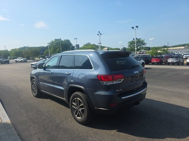 Used 2020 Slate Blue Pearlcoat Jeep Limited image 4