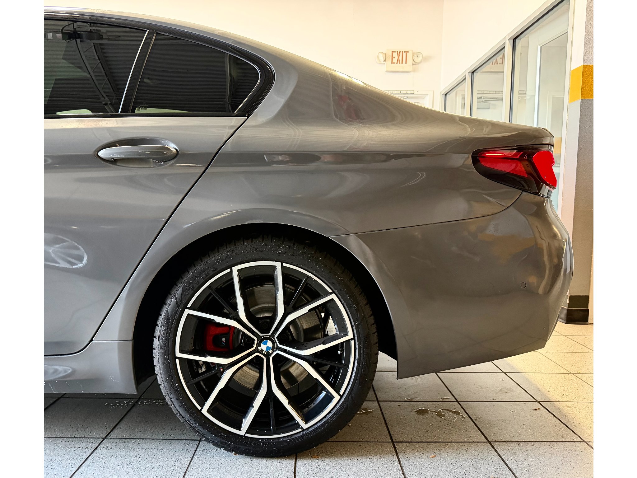 Used 2022 Bernina Grey Amber Effect Metallic BMW 530i image 11