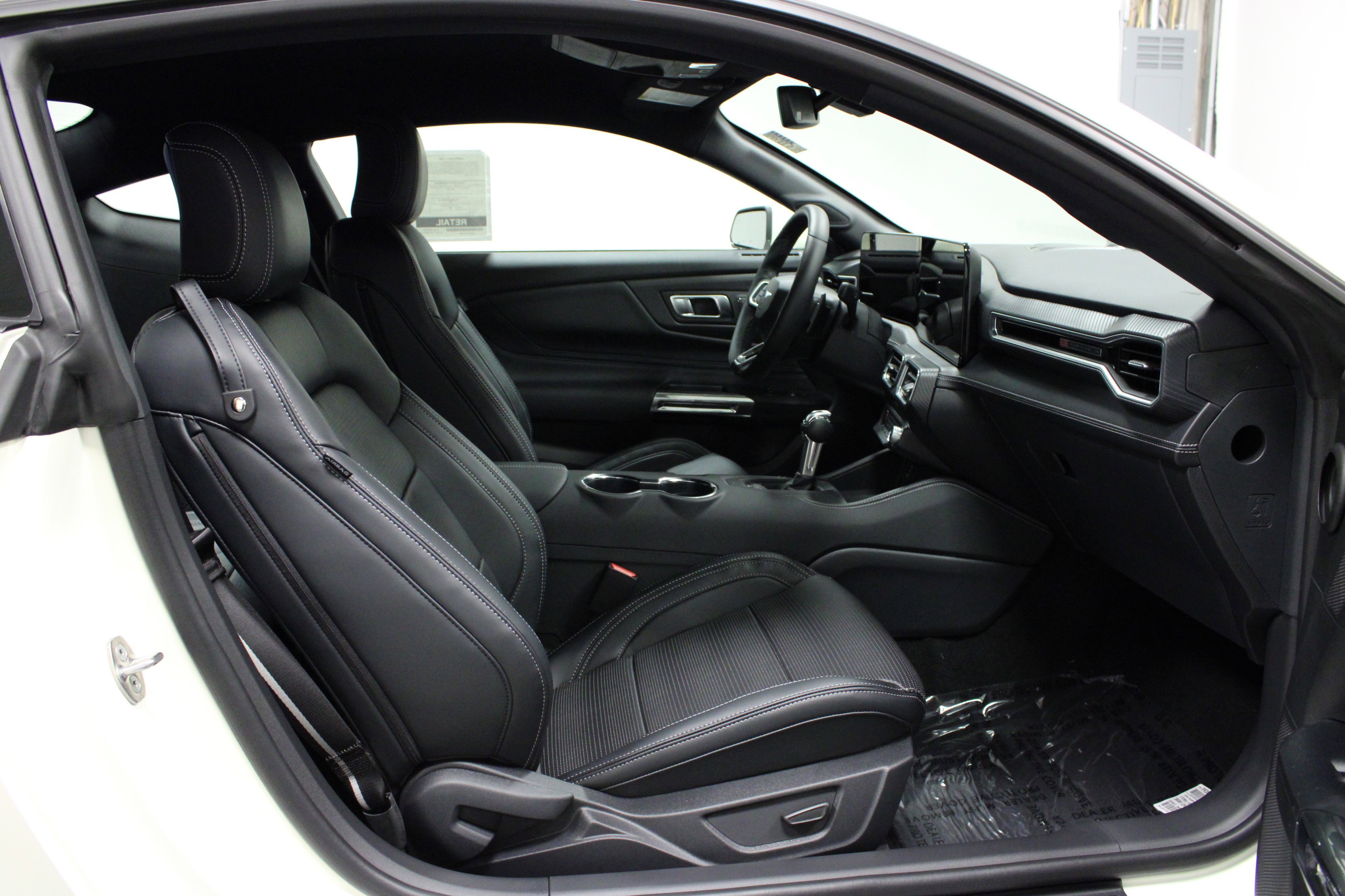 2025 Ford Mustang GT Premium Fastback - Photo 14