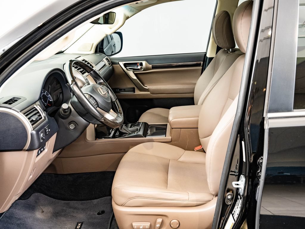 Used 2021 Onyx Black Lexus 460 Premium image 20