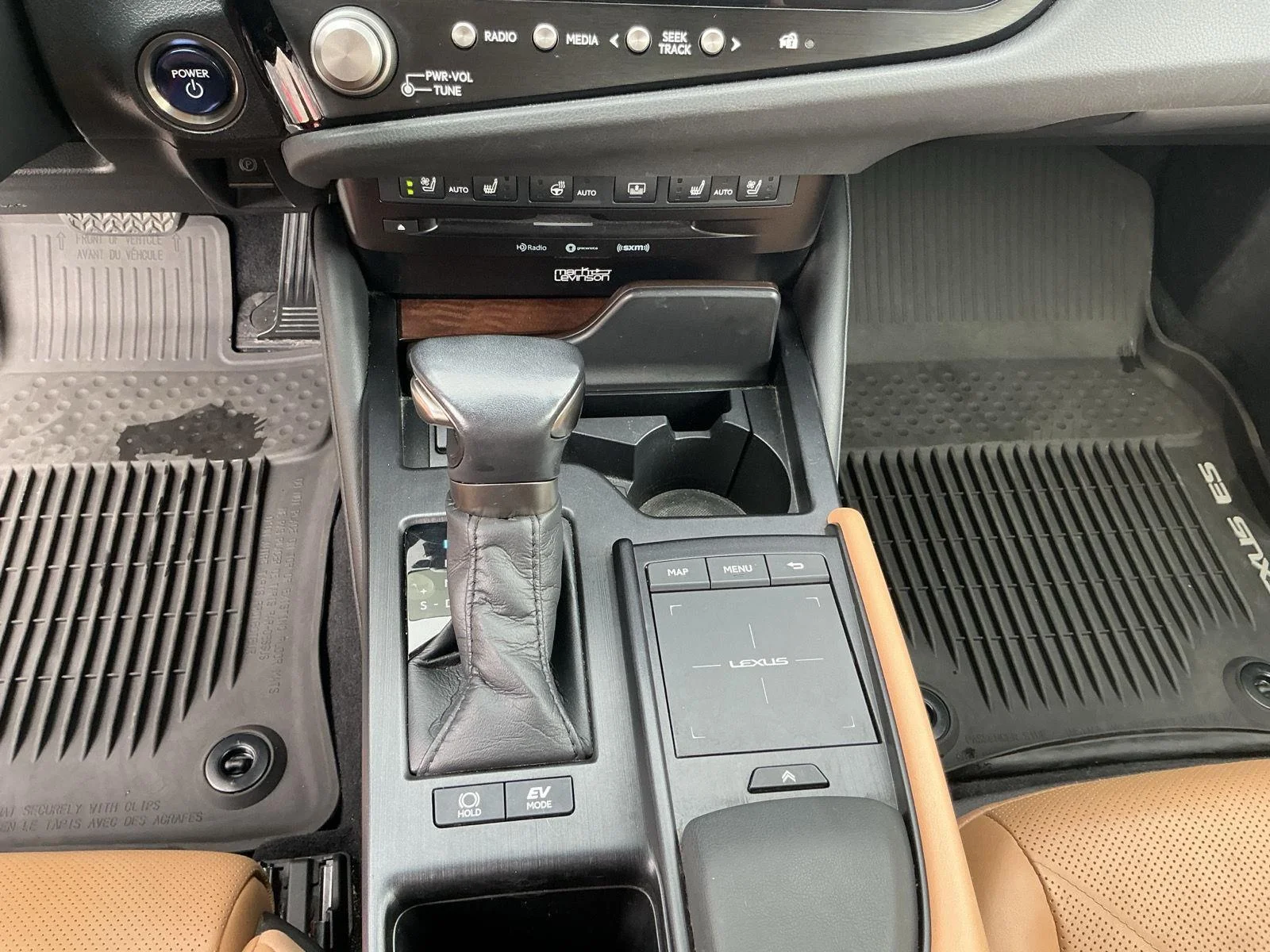 Used 2022 Nightfall Mica Lexus ES 300h Luxury image 15