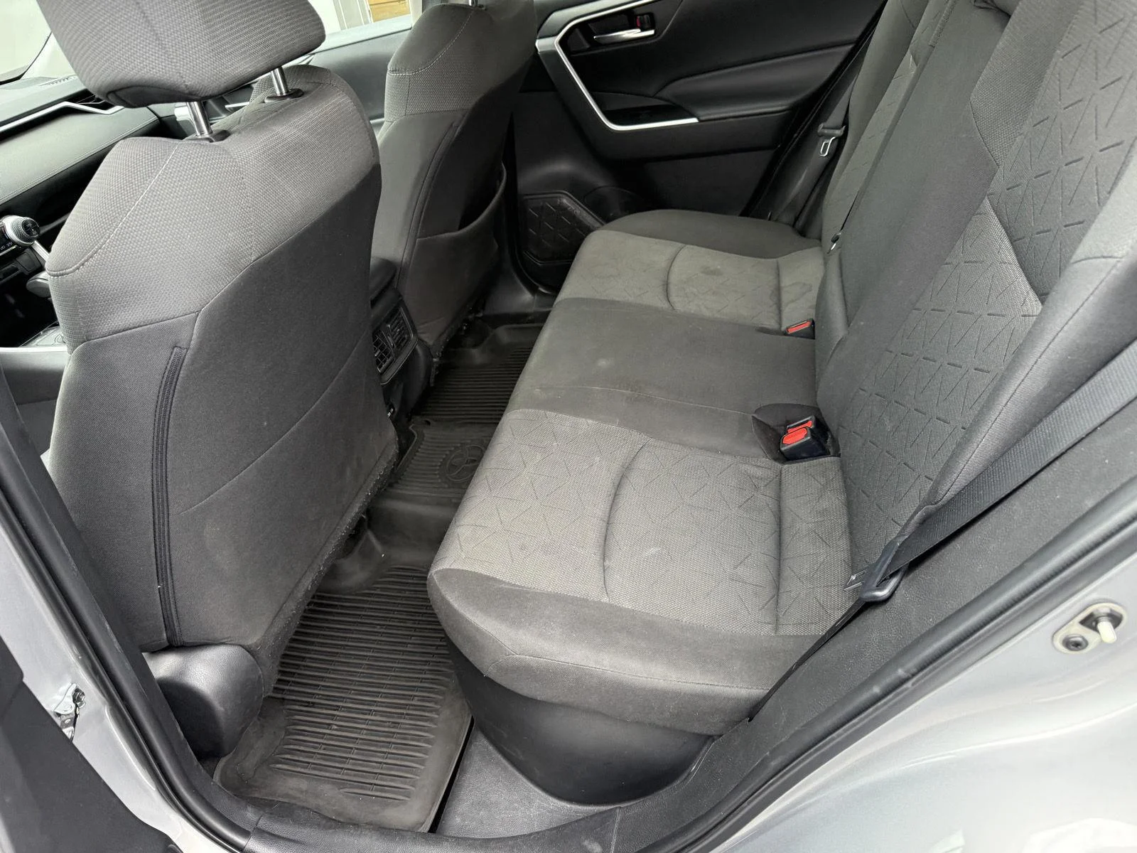 Used 2022 Silver Sky Metallic Toyota Hybrid XLE image 11