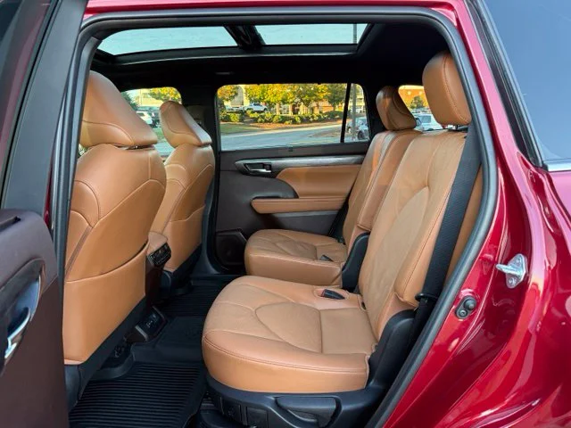 Used 2022 Red Toyota Platinum image 26