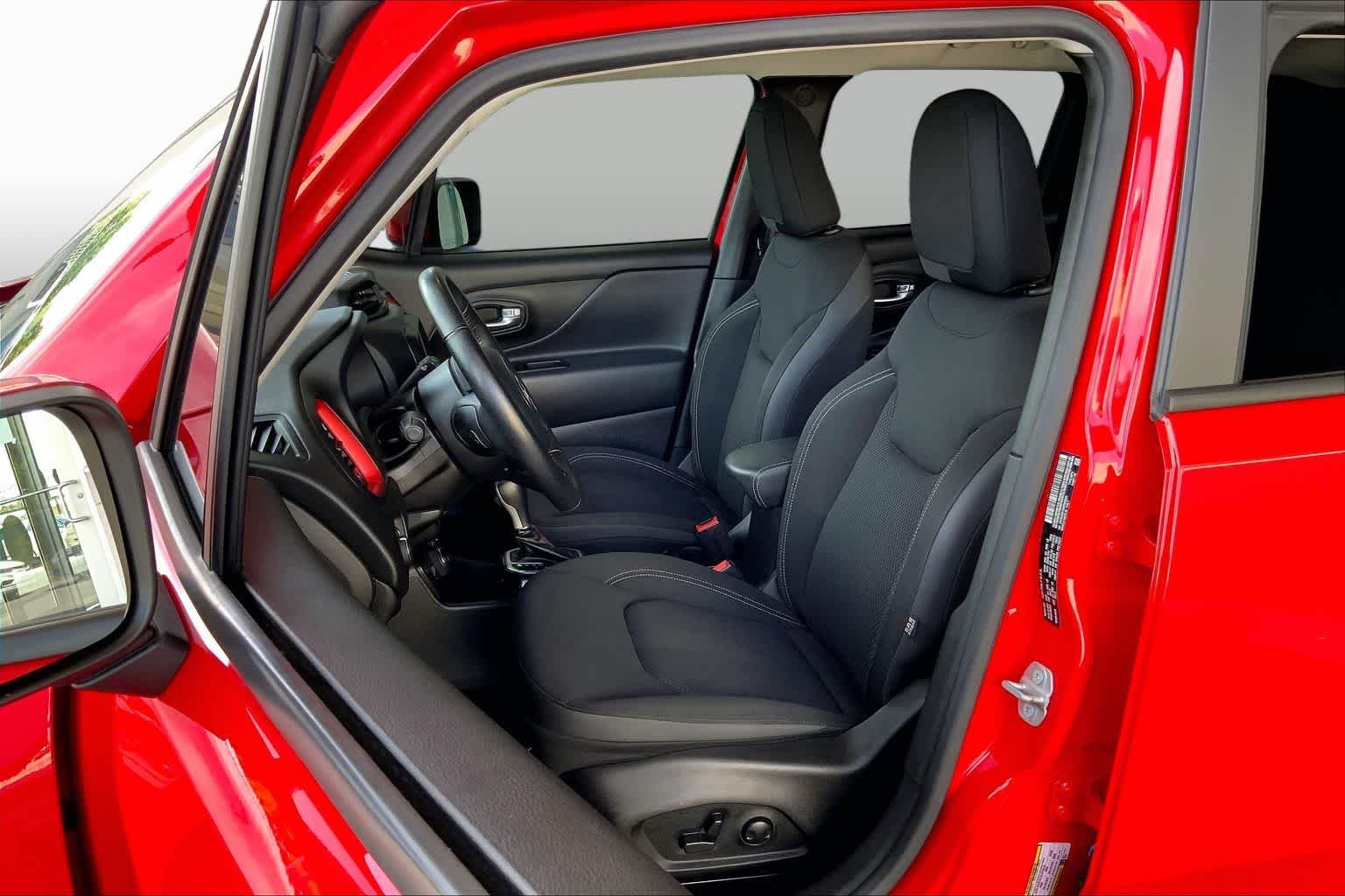 Used 2022 Colorado Red Clearcoat Jeep (RED) Edition image 8