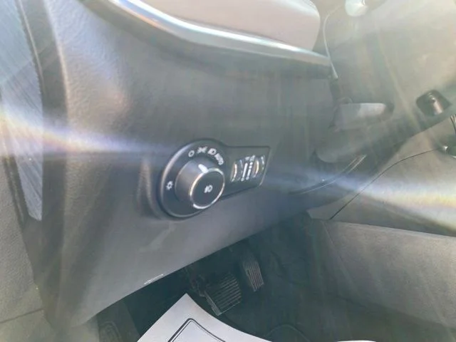 Used 2023 Gray Jeep Limited image 23
