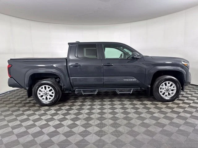 Certified Used 2025 Underground Toyota SR5 image 2