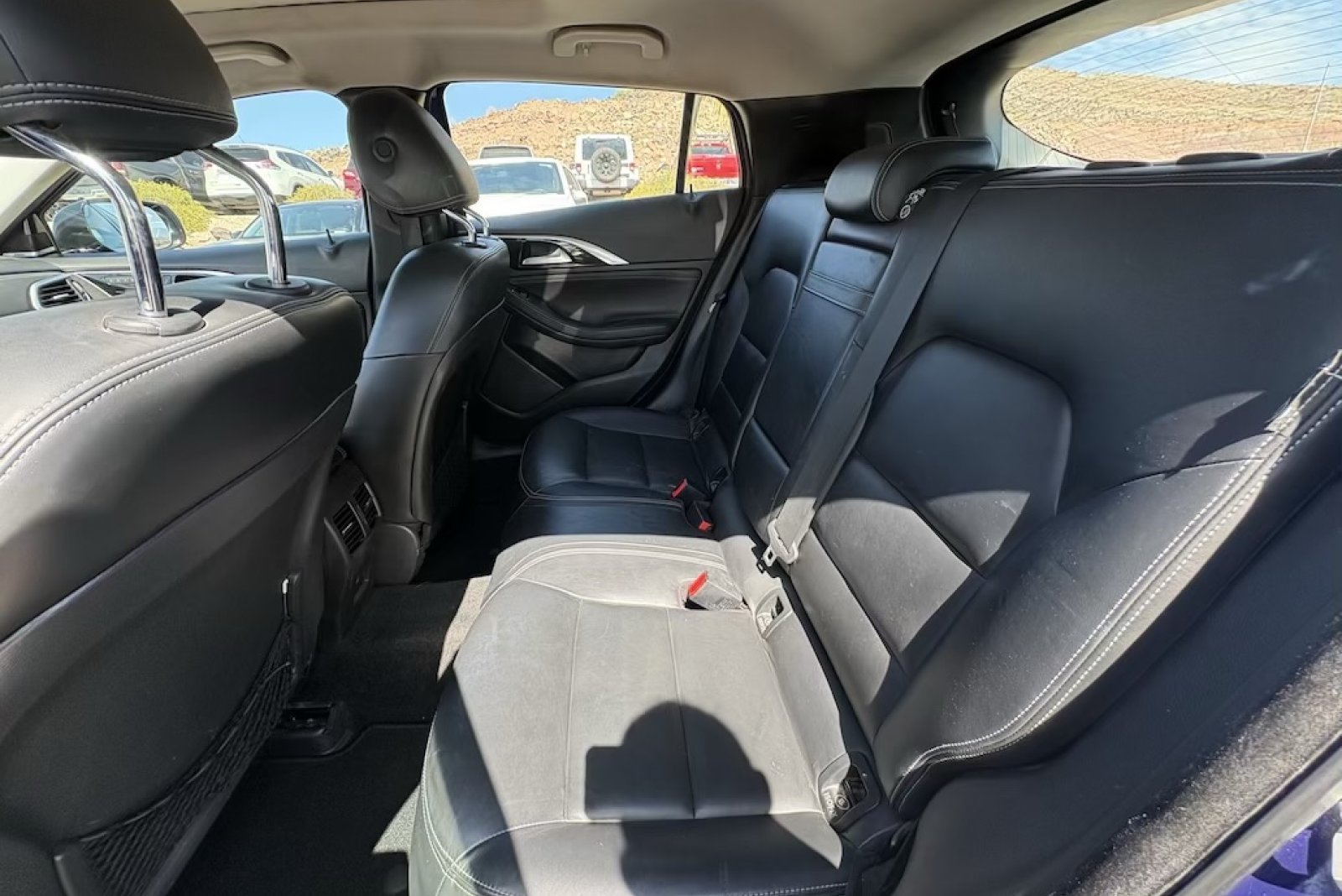 Used 2017 Ink Blue INFINITI Premium image 11