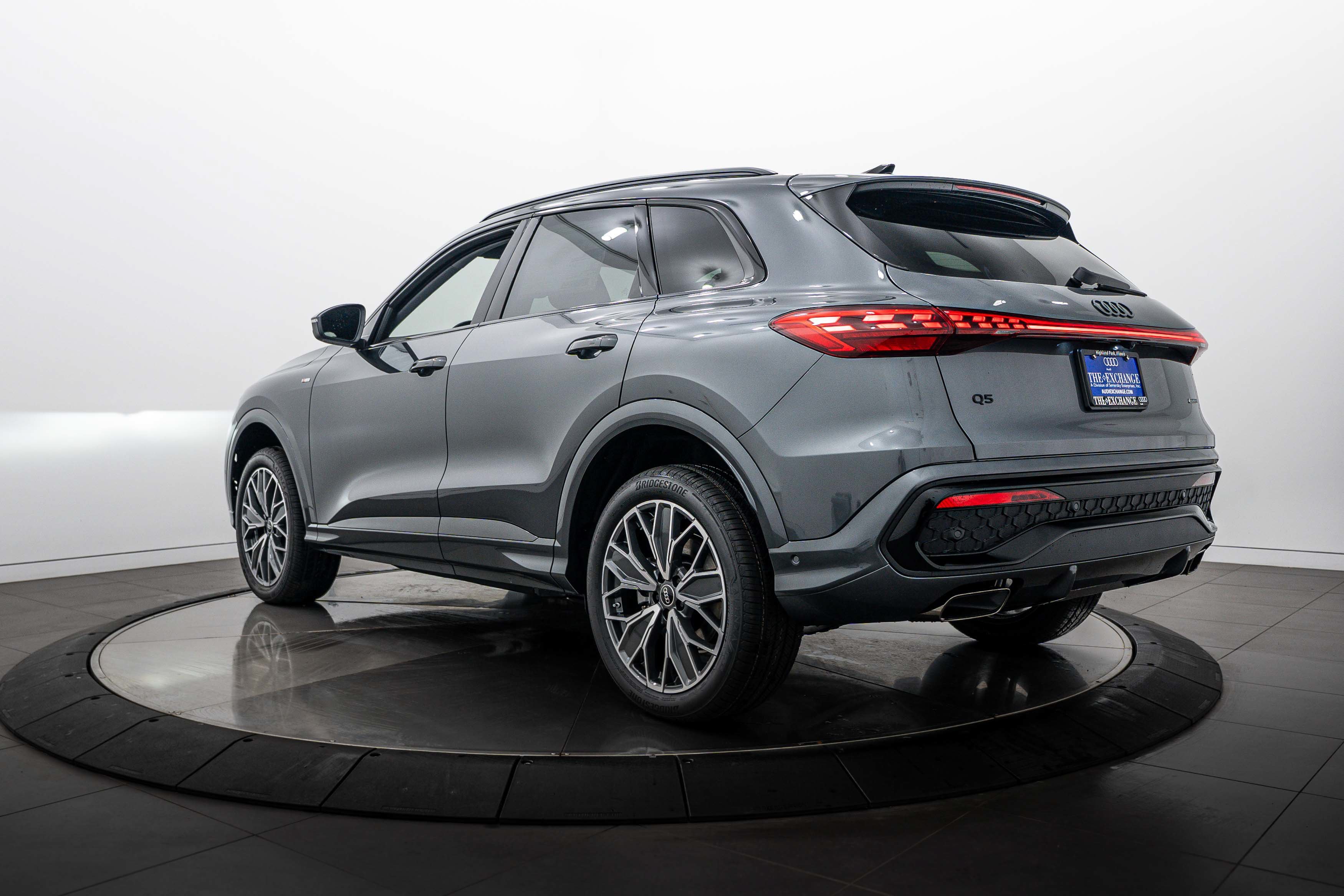 New 2026 Daytona Gray Audi Premium Plus image 5