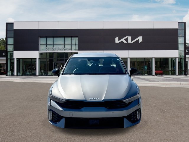 Used 2025 Gray Kia GT-Line image 3