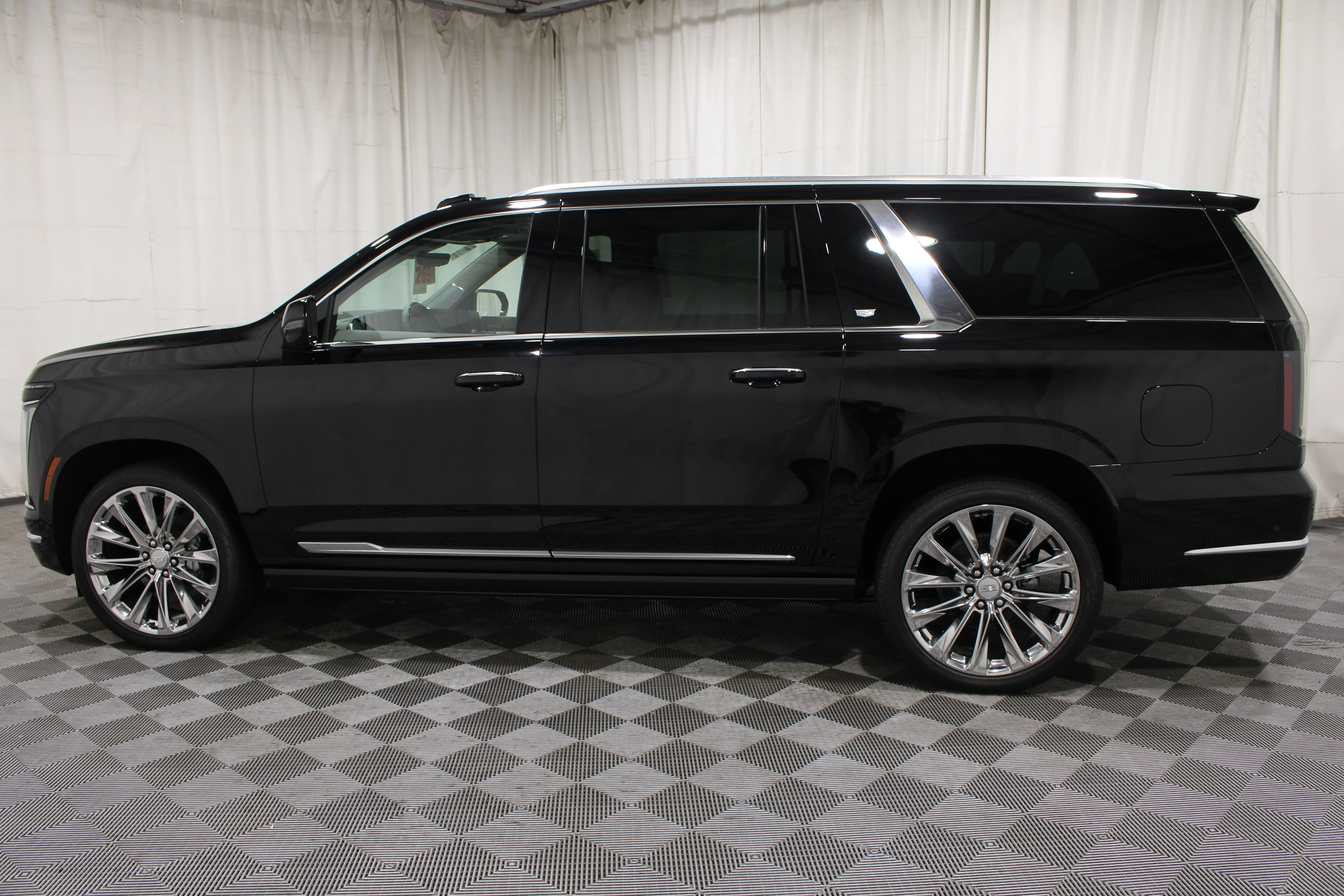 2026 Cadillac Escalade ESV Platinum Luxury - Photo 17