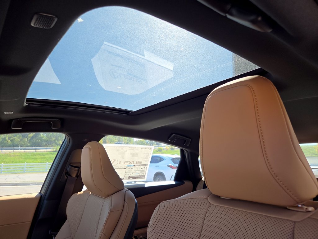 New 2026 Ultra White Lexus PREMIUM AWD image 8