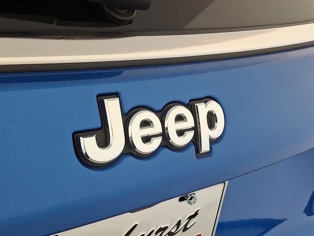 Used 2025 Blue Jeep Limited image 35