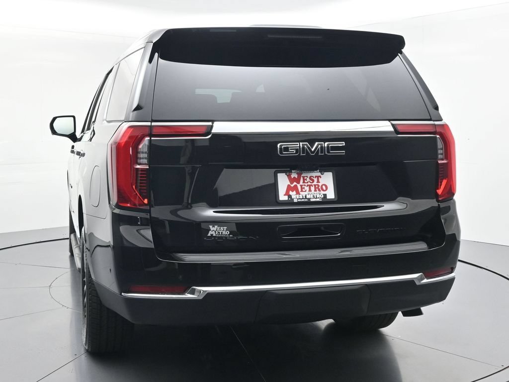 New 2026 Onyx Black GMC Elevation image 28
