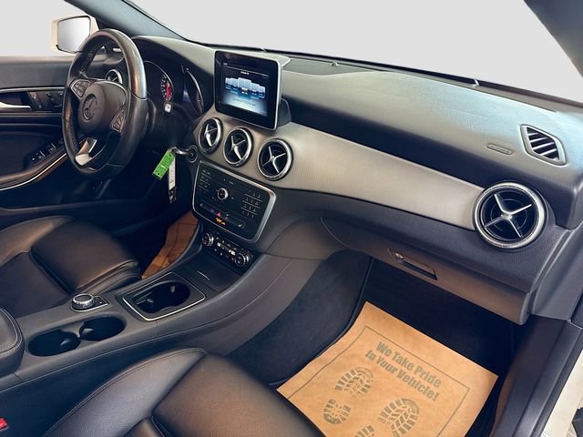 Used 2016 Cirrus White Mercedes-Benz CLA 250 image 27
