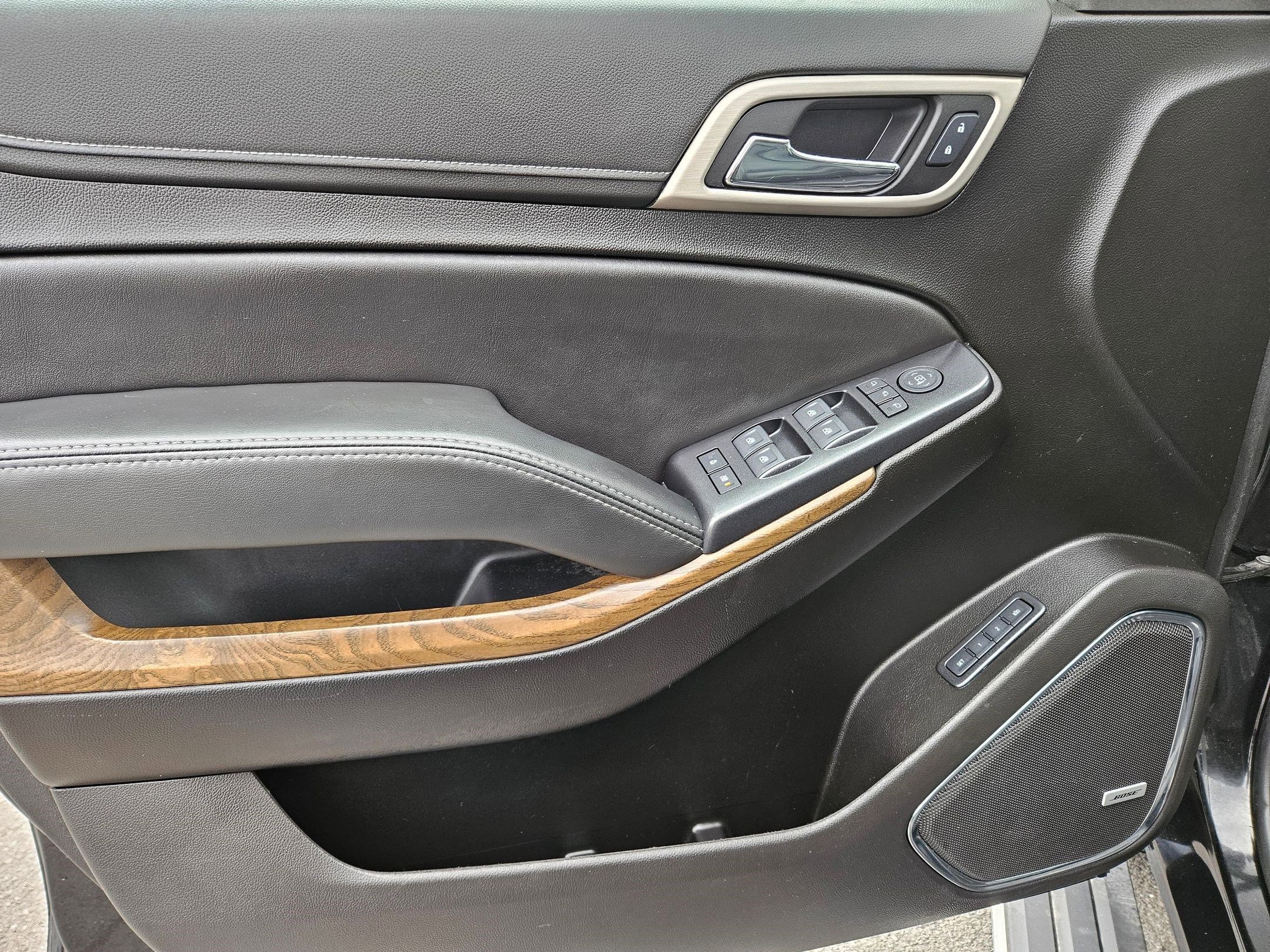 Used 2020 Onyx Black GMC Denali image 12