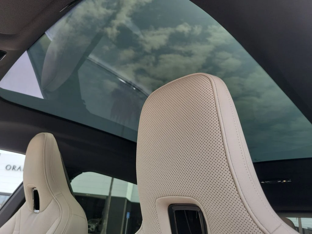 2025 BMW iX 50 - Photo 17