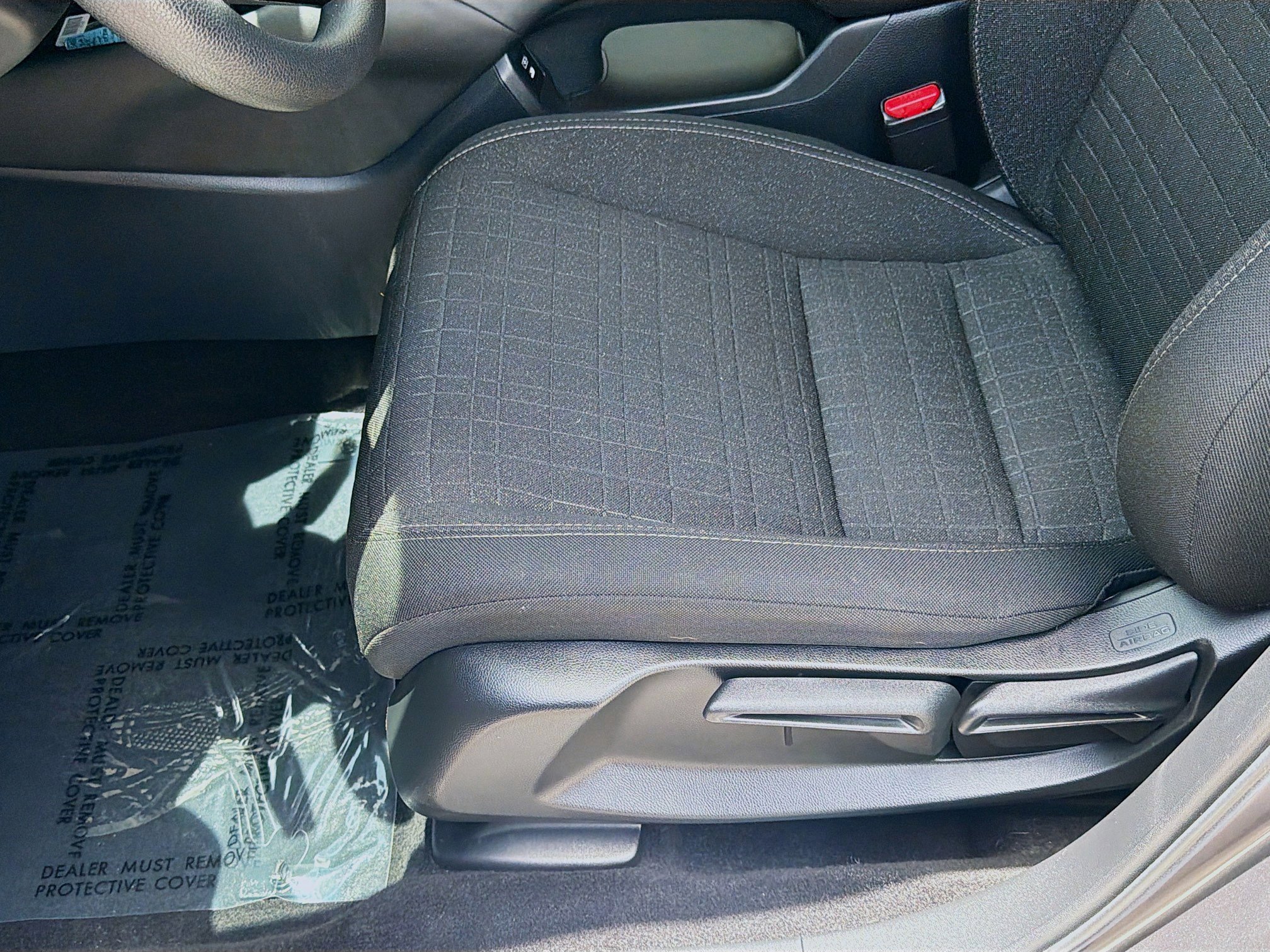 2025 Honda HR-V LX - Photo 17
