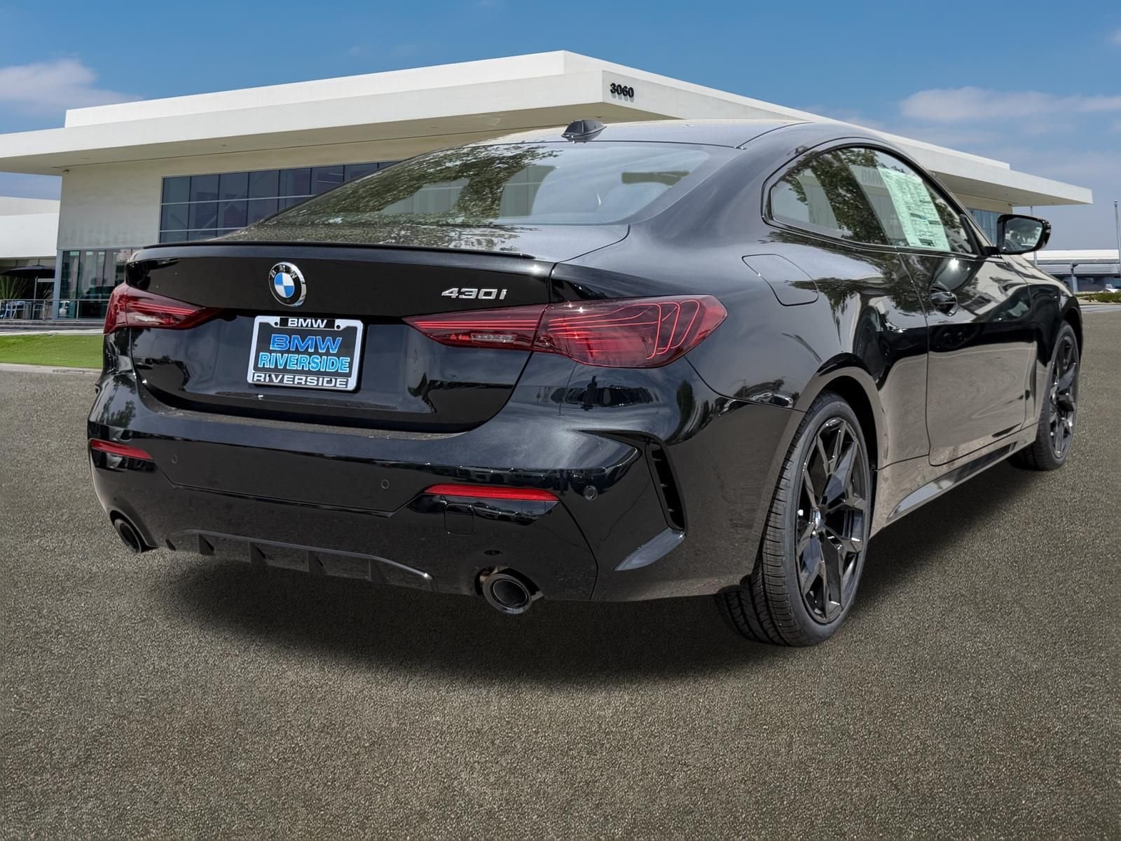 2026 BMW 4 Series 430i - Photo 10