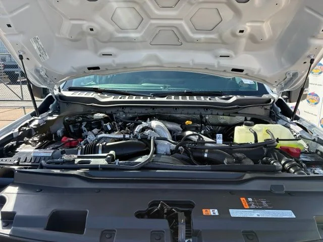 New 2026 Oxford White Ford Lariat image 16