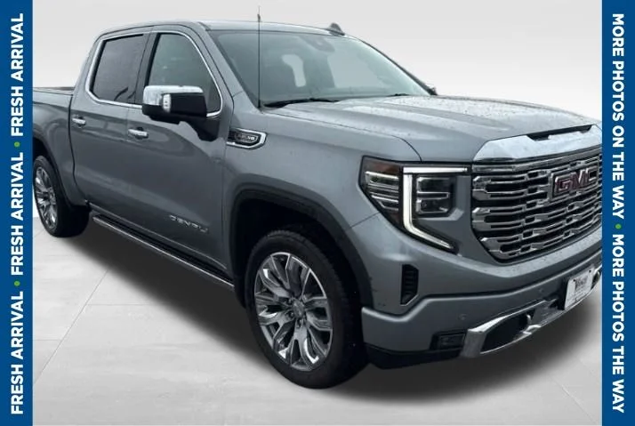 2024 GMC Sierra 4WD Crew Cab Short Box Denali's photo