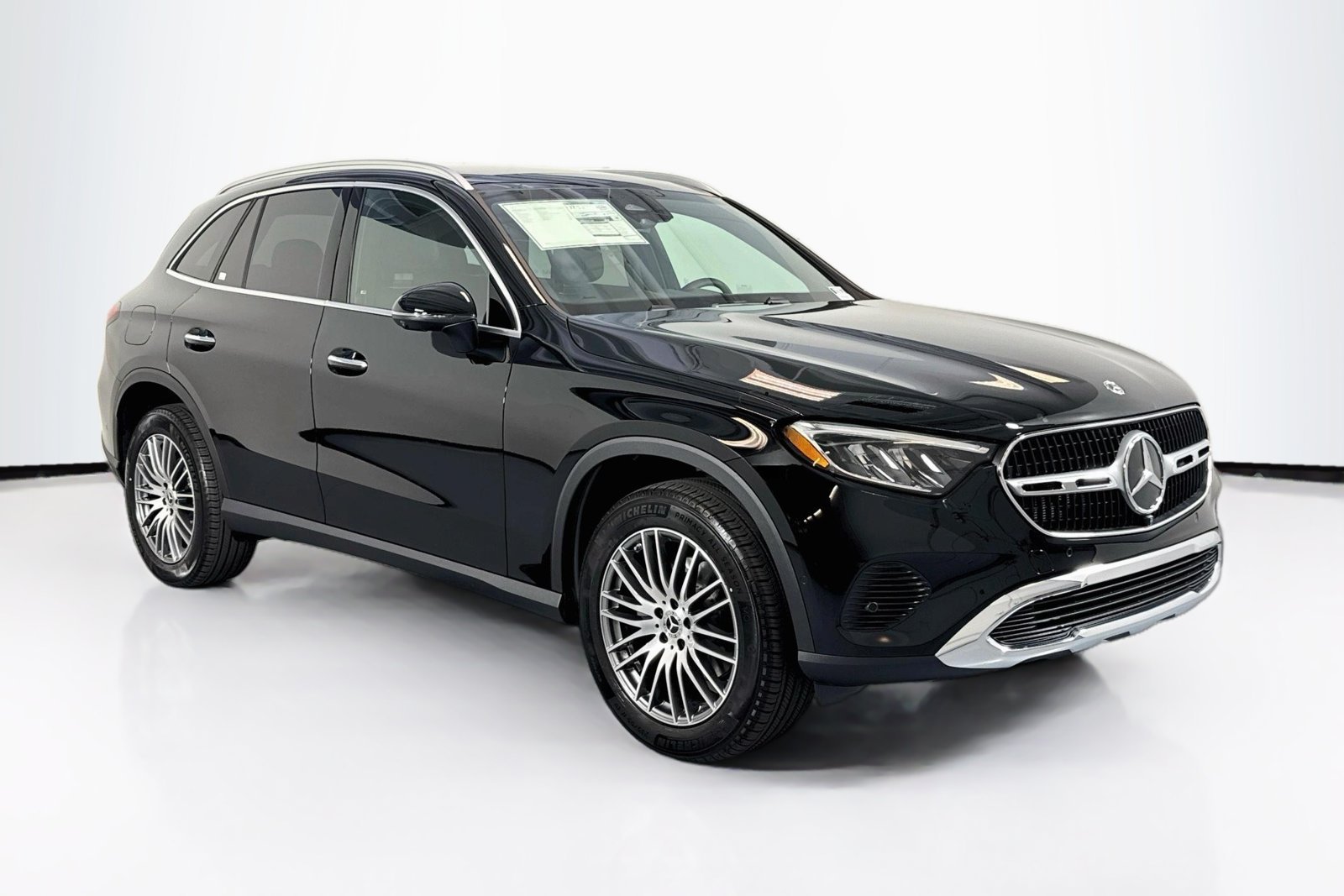New 2026 Black Mercedes-Benz GLC 300 image 3