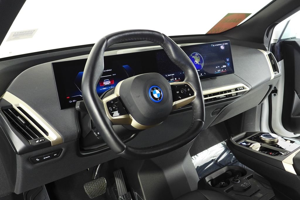 Certified Used 2024 Alpine White BMW xDrive50 image 29