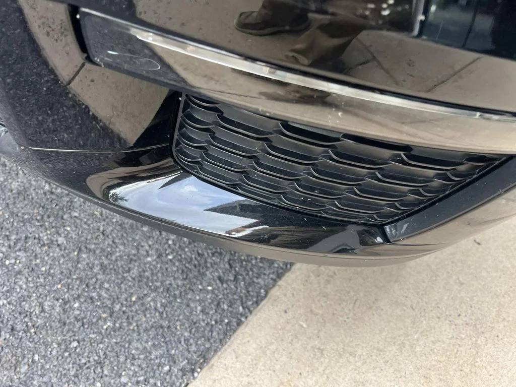 Used 2023 Black Jeep Limited image 3