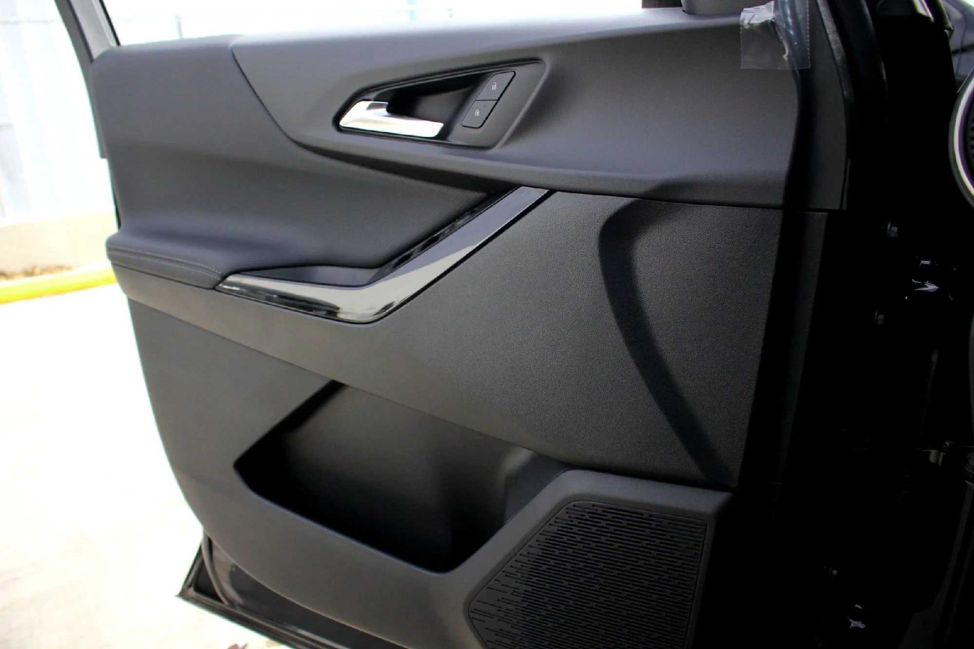 2026 Chevrolet Equinox LT - Photo 11