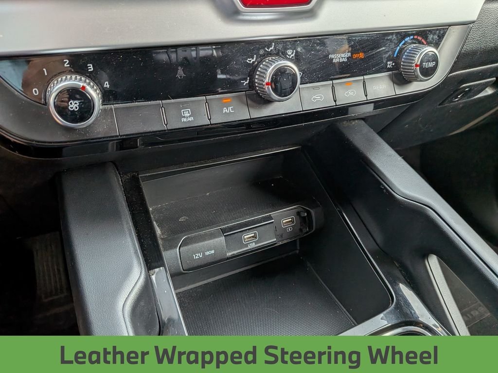 Used 2020 Everlasting Silver Kia LX image 20