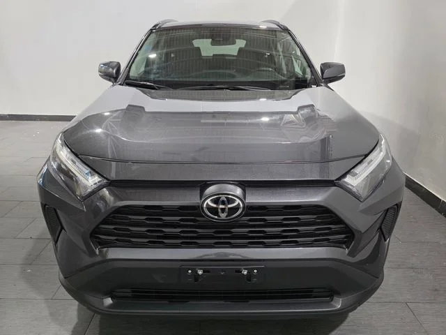 Used 2025 Gray Toyota XLE image 8