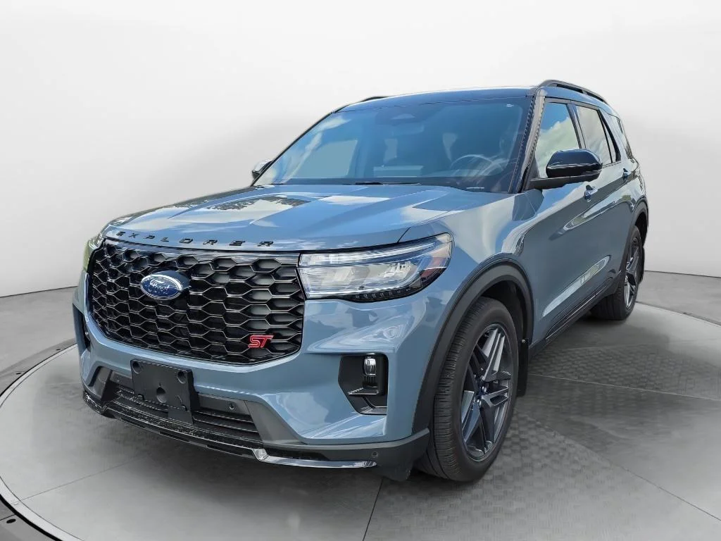 2025 Ford Explorer ST 4WD (PL535)'s photo