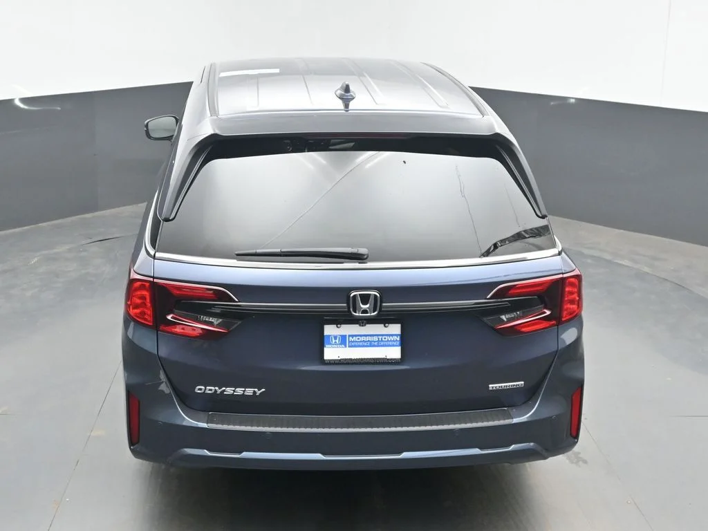 New 2026 Smoke Blue Pearl Honda Touring image 49
