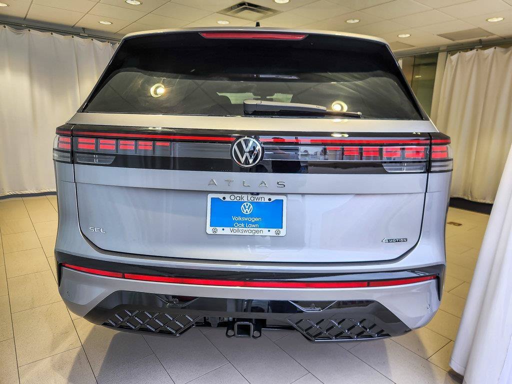New 2027 Silver Mist Metallic Volkswagen SEL image 4