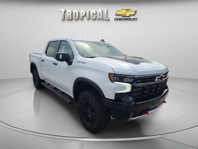 New 2026 Summit White Chevrolet ZR2 image 7