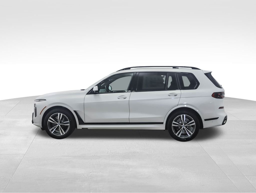Used 2026 BMW X7 40i with VIN 5UX23EM06T9092012 for sale in Minneapolis, Minnesota