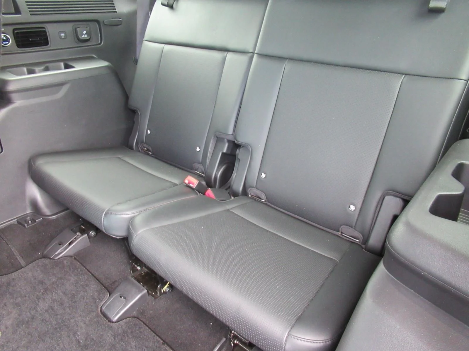 Used 2024 Black Hyundai Calligraphy image 36