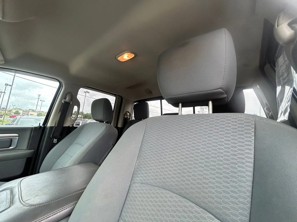 Used 2014 White Ram SLT image 12