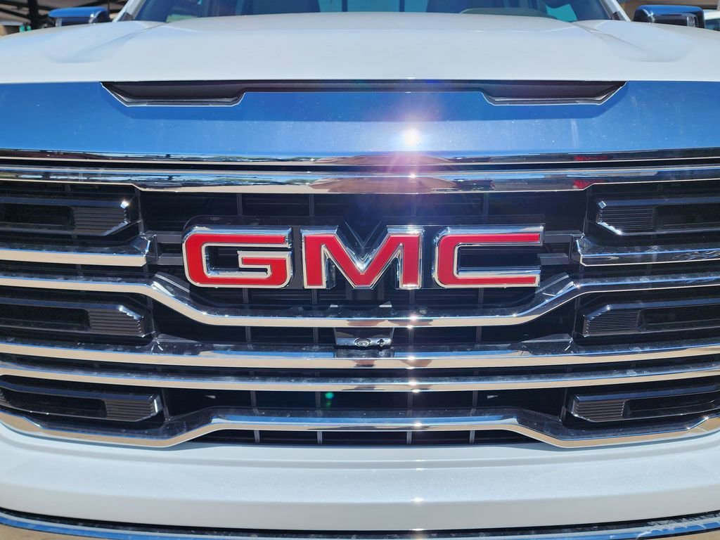 2026 GMC Sierra 1500 SLT - Photo 11