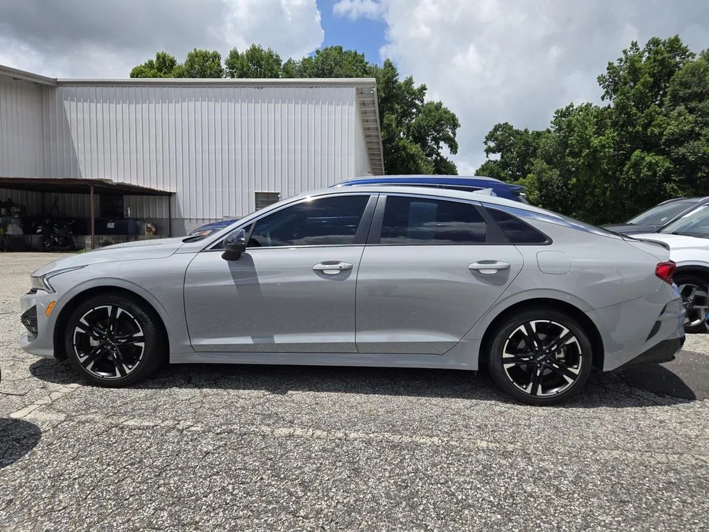 Used 2024 Gray Kia GT-Line image 4