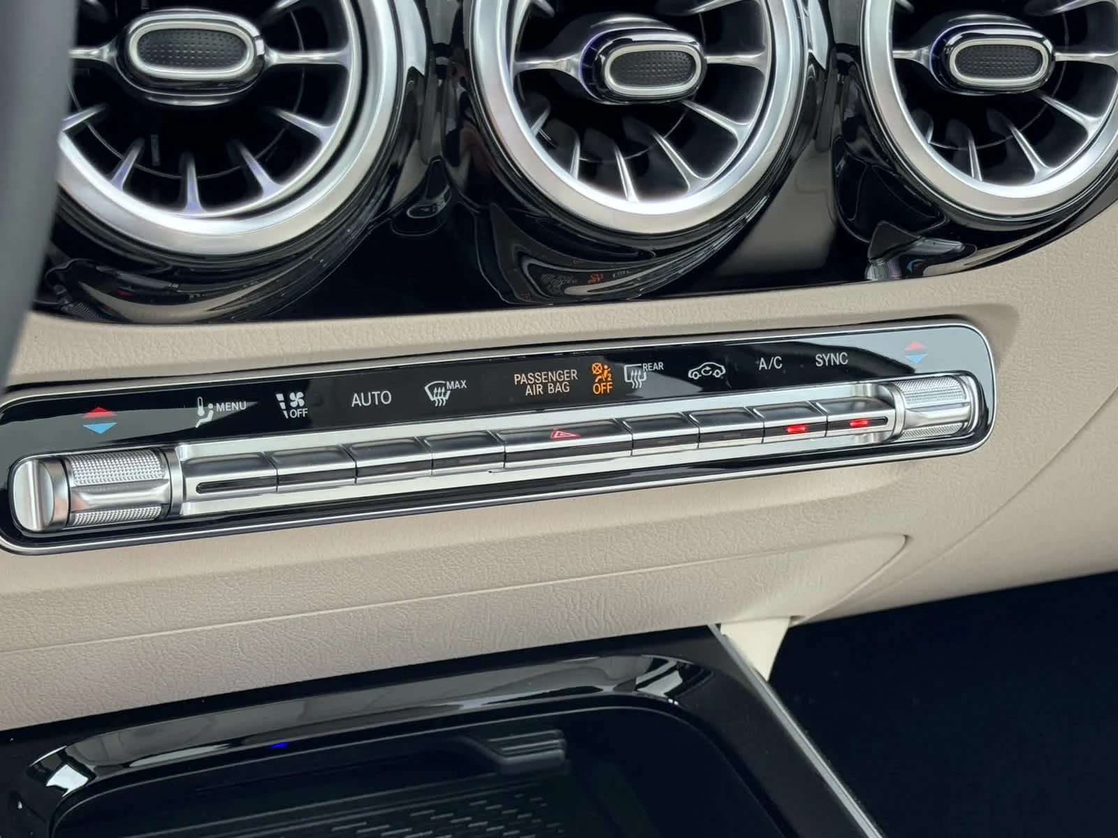 2026 Mercedes-Benz GLA GLA 250 - Photo 25