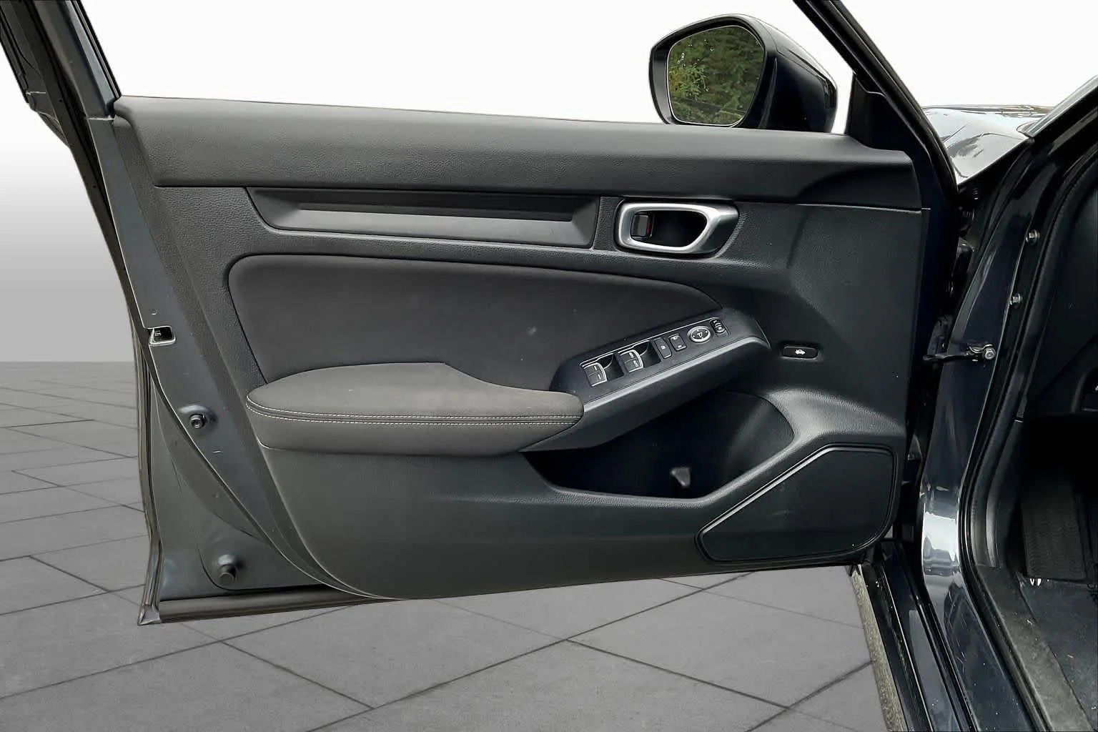 Used 2025 Meteorite Gray Metallic Honda Sport image 22