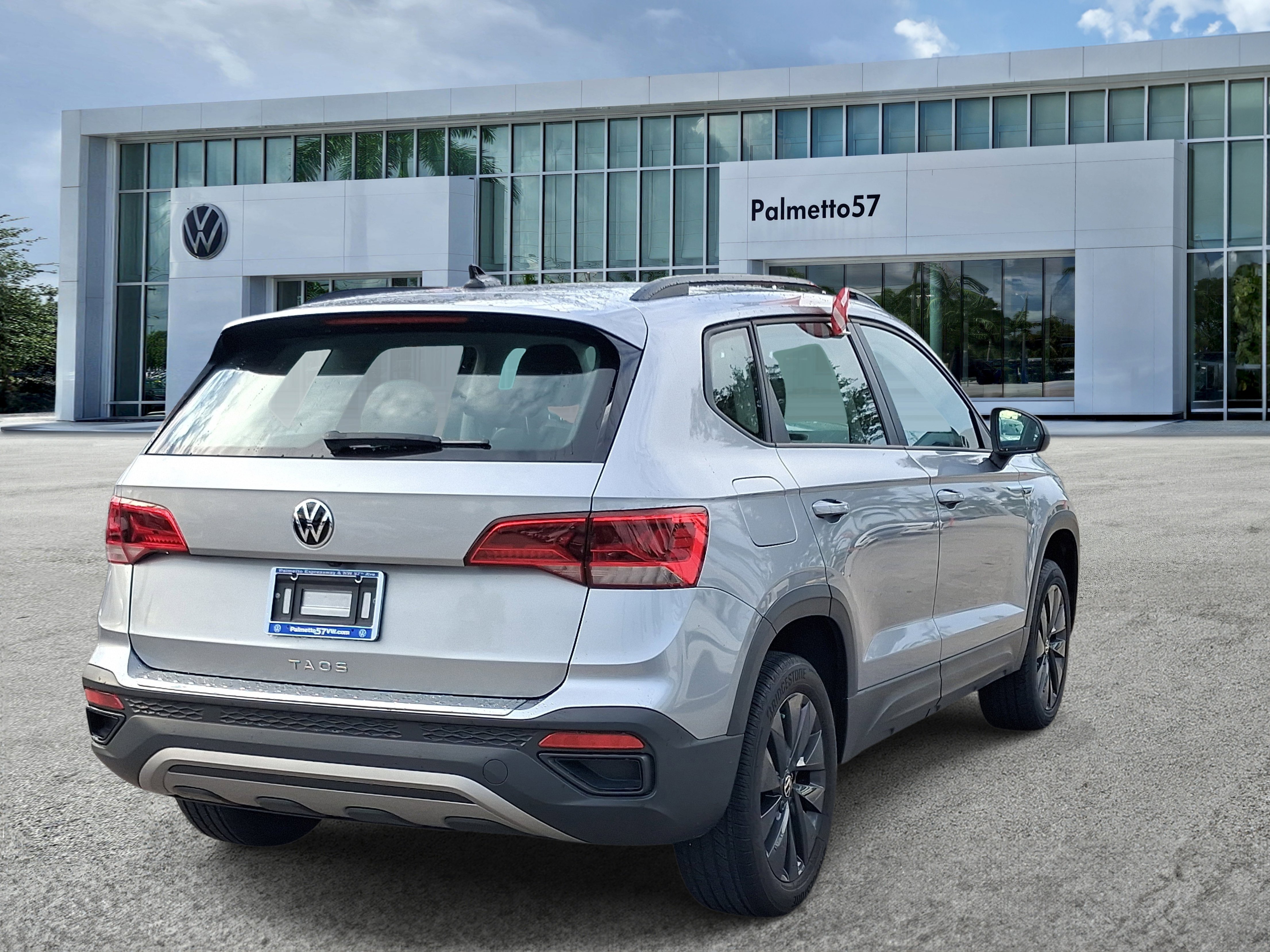 Certified Used 2024  Volkswagen 1.5T S image 6